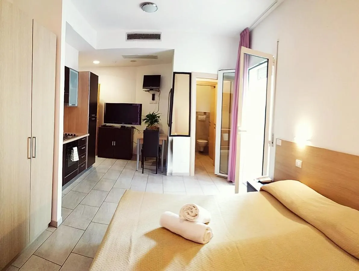 Residence Hotel Rubino Fogliano Marina